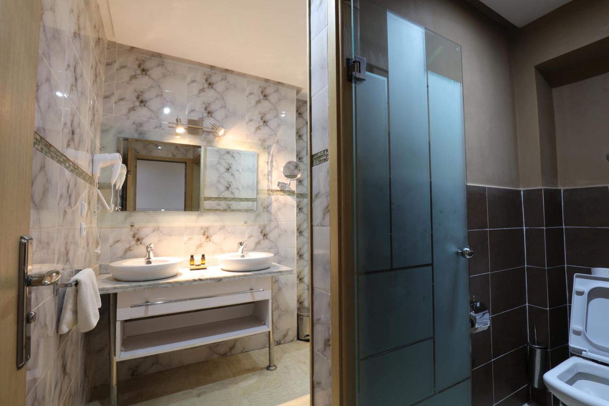 Silver Suites Hotel & Spa Casablanca Exterior photo